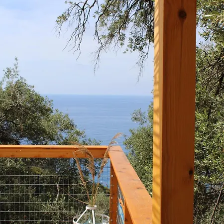 Κάμπινγκ Nature Habitat And Artistic