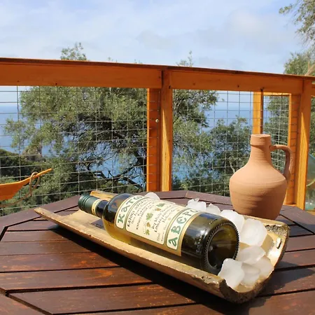 אתר קמפינג Nature Habitat Pentátion